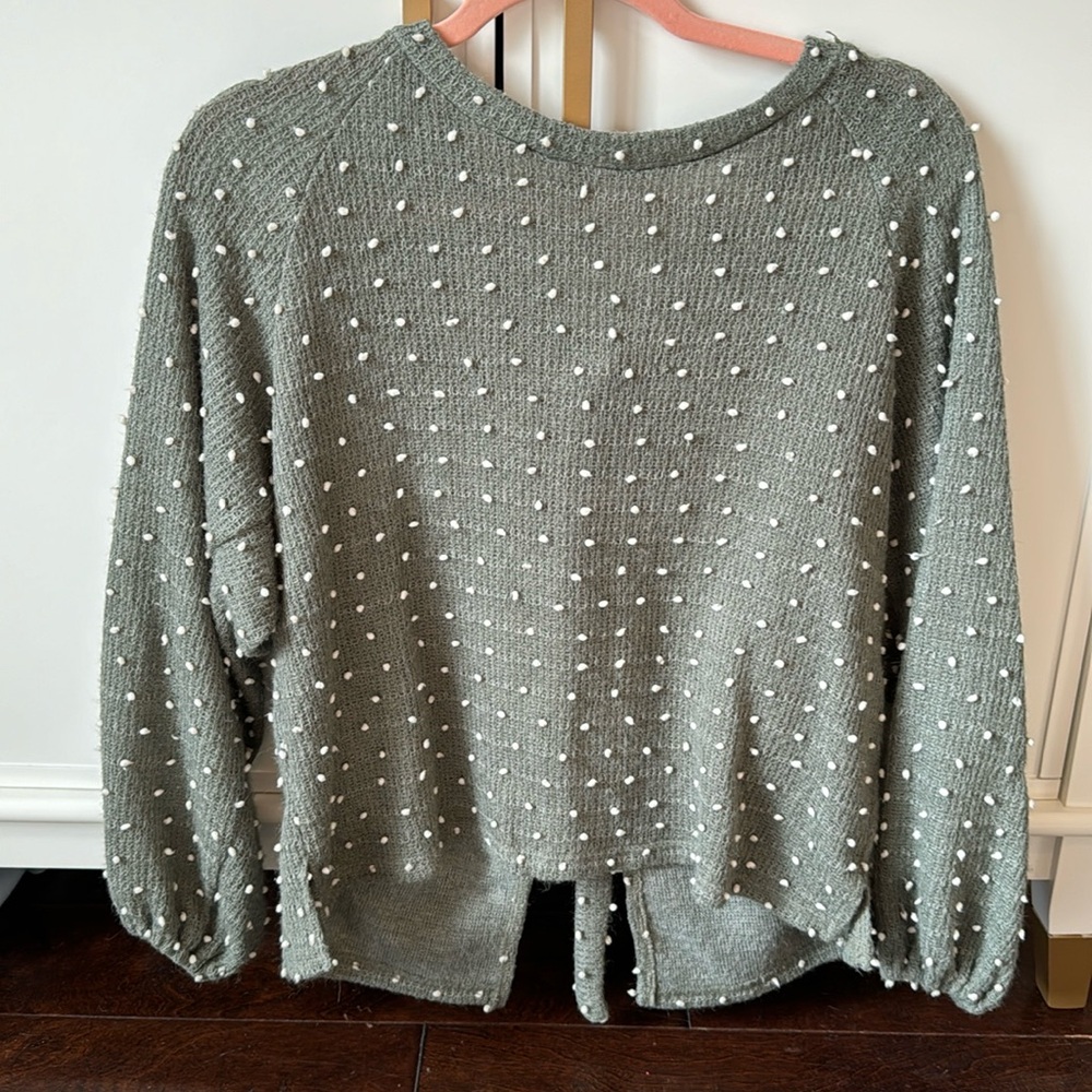 rlly cute olive green sweater